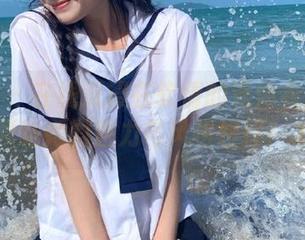 秀人网 - 在线沉浸在软情的连体衣美图中，领略她的魅力与风格碰撞！.txt