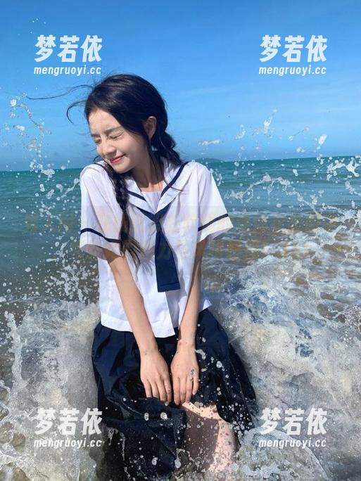 秀人网 - 在线沉浸在软情的连体衣美图中，领略她的魅力与风格碰撞！.txt-梦若依