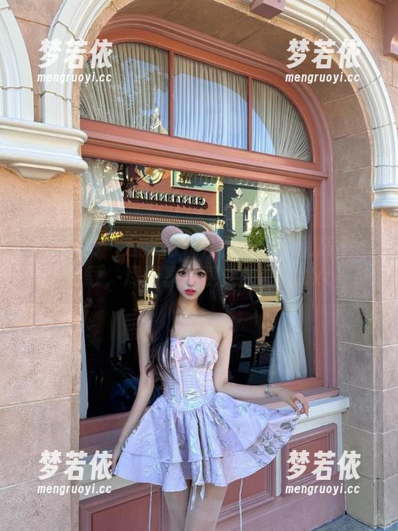 绮梦摄影 - 章章眼镜作品精选：优质原图下载，尽情享受视觉盛宴！.txt-梦若依