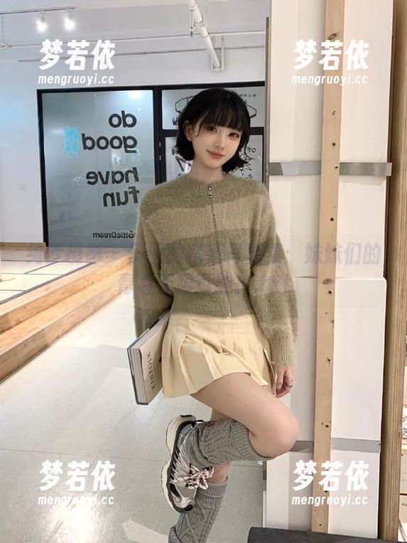 绮梦摄影 - 蔡蔡的高清写真集：妹妹们的青春无限可能！.txt-梦若依