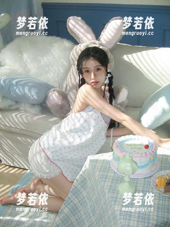 微密圈 - 带你领略美邵女Baby勒肉黑丝图集，绝美写真尽在下载中.txt-梦若依