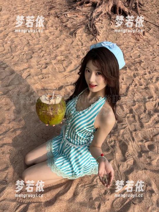花漾show - 张思允Nice的浴缸作品精选：诗意生活中的细腻展现.txt-梦若依