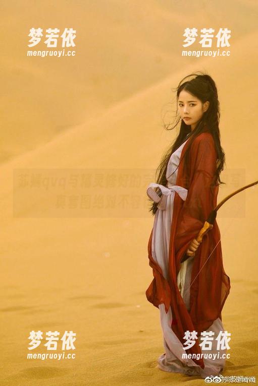 苏嫣qvq与精灵修好的完美融合，这组写真套图绝对不容错过！.txt-梦若依