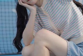 微密圈 - 探索若若老师的校园写真作品合集，感受青春摇曳的瞬间.txt