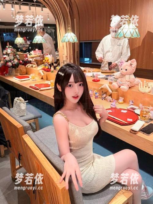微密圈 - “葱油饼er”呈现全套图集：在夏天中绽放的青春与活力.txt-梦若依