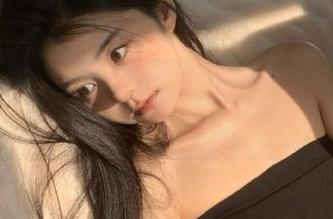 蜜桃社 - 户外写真图集：结衣带你走进自然的诗意世界.txt