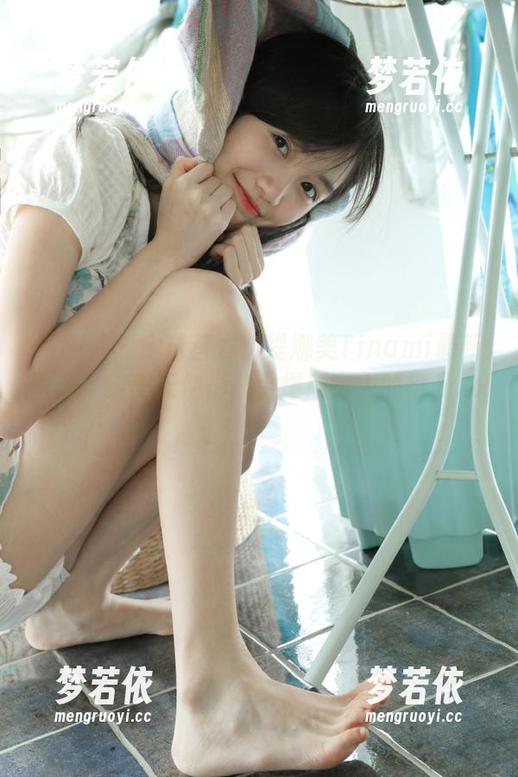 蜜桃社 - 全球首发：缇娜美Tinami最新图册，纯美天使形象引爆所有人的目光.txt-梦若依