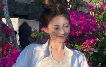 语画界 - 徐莉芝连体衣写真原图：独特风格与时尚的完美结合.txt
