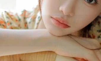 语画界 - 徐莉芝红裙美图专辑，免费下载限量版，感受璀璨时尚魅力！.txt
