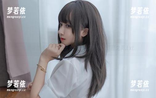 过期米线线喵的自拍艺术：cos风格中的原图之美.txt-梦若依