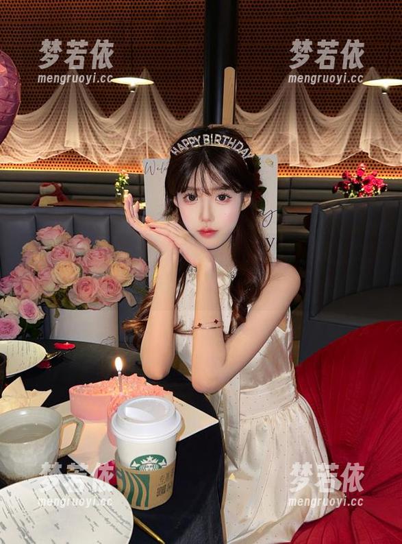 铭铭kizami与妹妹的视觉对话：美图墙纸合集，让生活更加美丽动人！.txt-梦若依