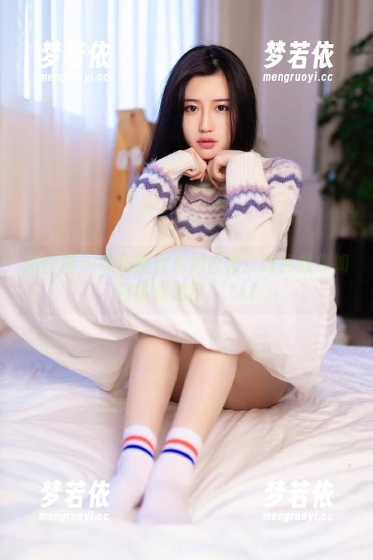 微密圈 - 黑色蕾丝私拍合集：阿色教你如何优雅地撩人.txt-梦若依