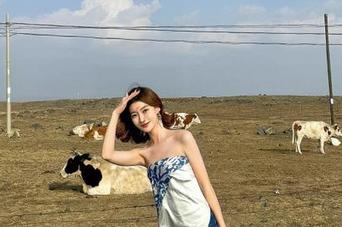 微密圈 - 探索陈佩奇御姐写真中的原图魅力，发现真实与幻想交汇的瞬间.txt