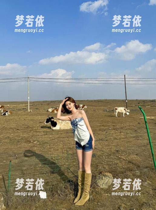微密圈 - 探索陈佩奇御姐写真中的原图魅力，发现真实与幻想交汇的瞬间.txt-梦若依