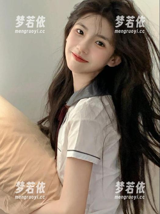 青豆客 - 解锁卓琳妹妹的私拍艺术：圣诞节主题作品令人陶醉.txt-梦若依