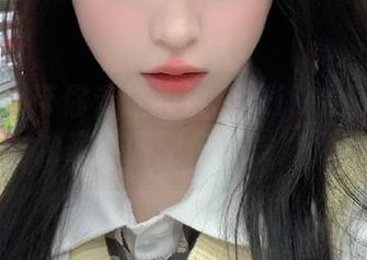 青豆客 - 带你走进思淇Sukiii的制服世界，独家美图图包首发！.txt