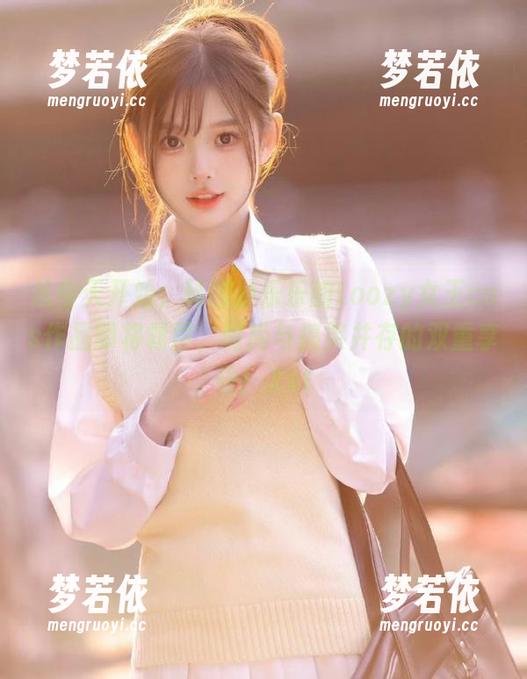 从今天开始，韩国孙乐乐的Loozy女王cos作品即将霸屏，时尚与搞笑并存的双重享受！.txt-梦若依