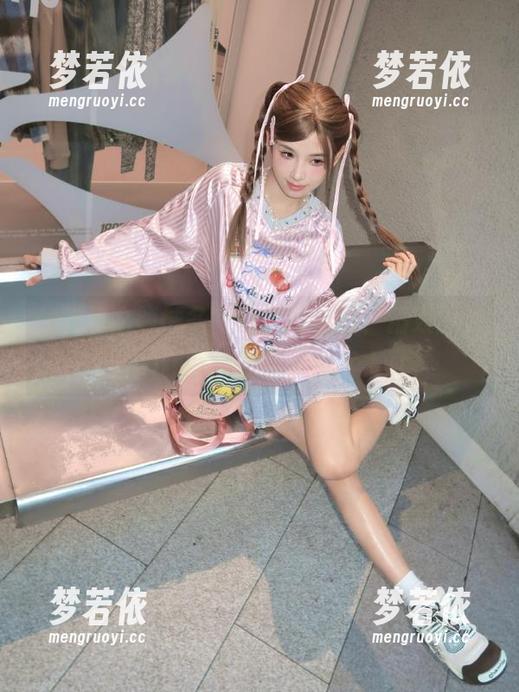 体验风之领域冬季白丝的魅力，精致图片合集唤醒你的视觉感官.txt-梦若依